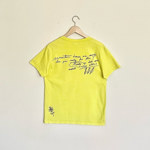 Bershka Big City Super Villain Graffiti Graphic Yellow T Shirt Adult size Medium - Picture 6 of 11